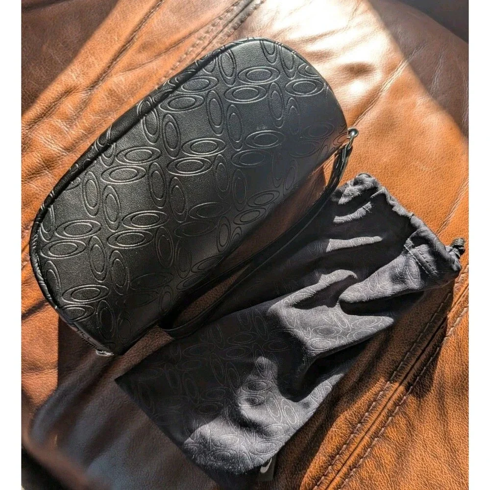 Oakley sunglasses case